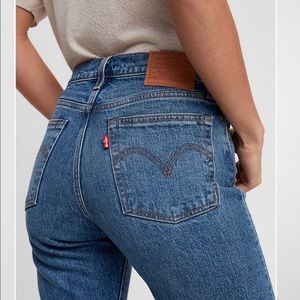 Levi’s Wedgie Straight Jeans